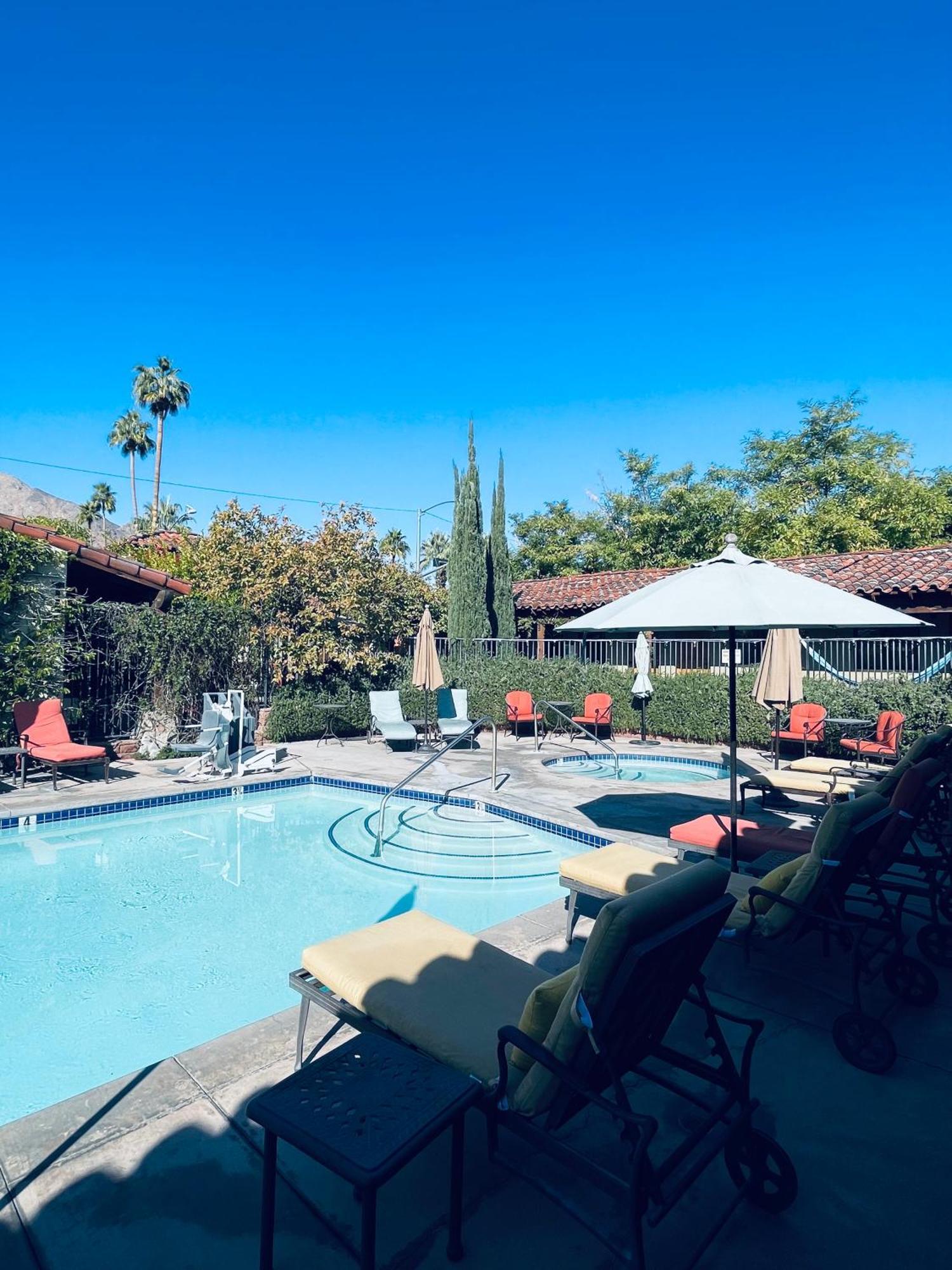 Los Arboles Hotel بالم سبرينغس المظهر الخارجي الصورة