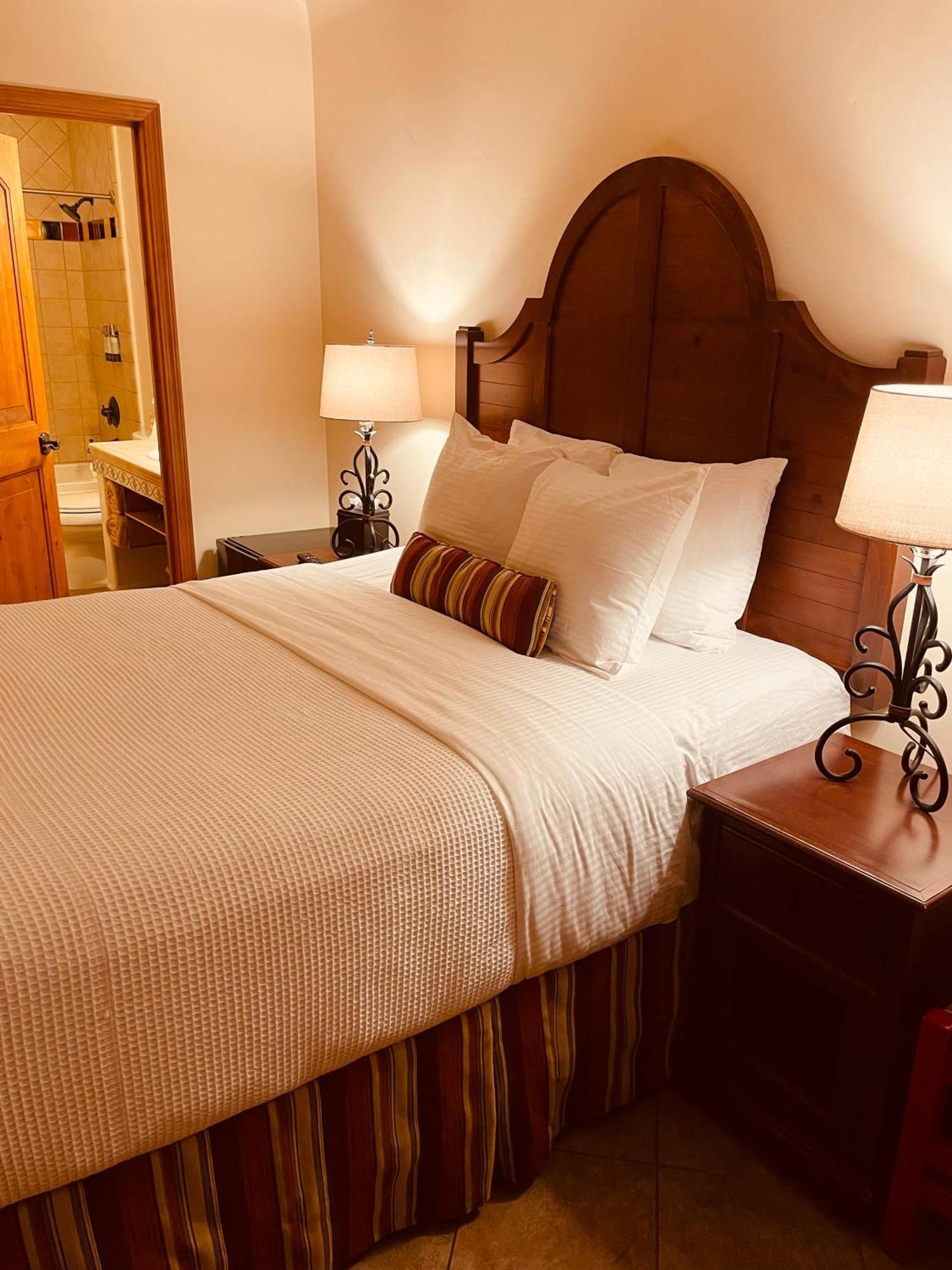 Los Arboles Hotel بالم سبرينغس المظهر الخارجي الصورة